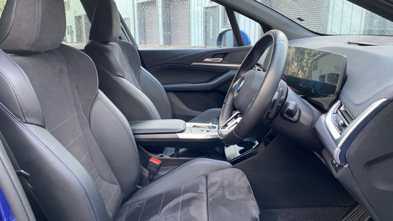 BMW 2 Series 220i MHT M Sport 5dr DCT Petrol Hatchback